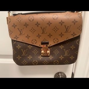 Louis Vuitton M41465 Pochette Métis